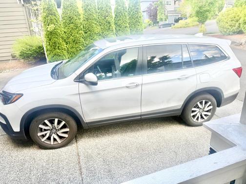 White 2022 Honda Pilot EX-L