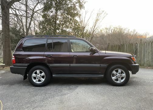 2005 Toyota Land Cruiser Base