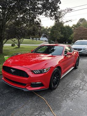 2017 Ford Mustang V6