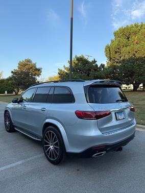 2022 Mercedes-Benz GLS 450 4MATIC
