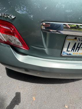 Green 2011 Toyota Camry XLE