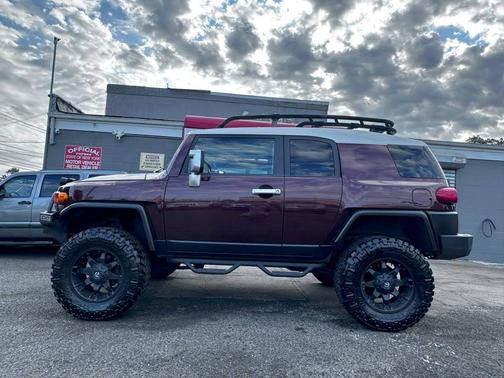 Purple 2007 Toyota FJ Cruiser Base