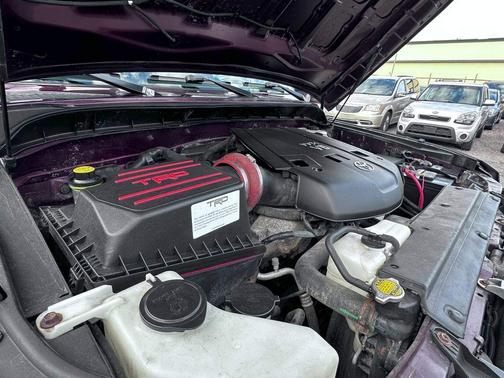Purple 2007 Toyota FJ Cruiser Base