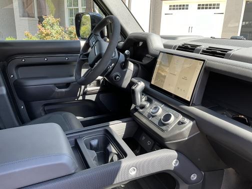 2024 Land Rover Defender 110 P525 Carpathian Edition
