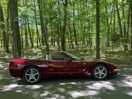 Red 2003 Chevrolet Corvette Base