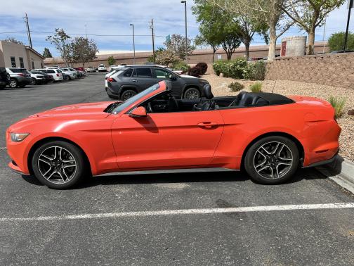 2016 Ford Mustang EcoBoost Premium