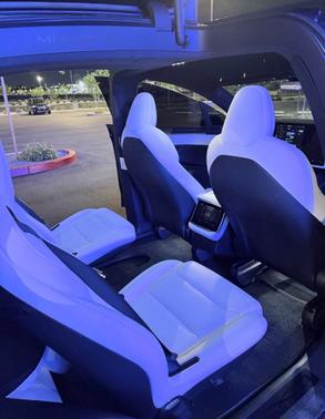 Blue 2022 Tesla Model X Long Range