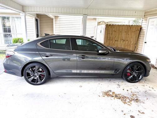 2023 Genesis G70 3.3T