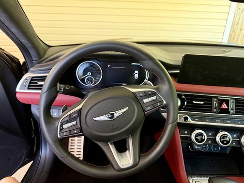 2023 Genesis G70 3.3T