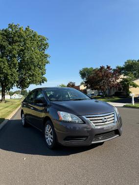Black 2014 Nissan Sentra SV