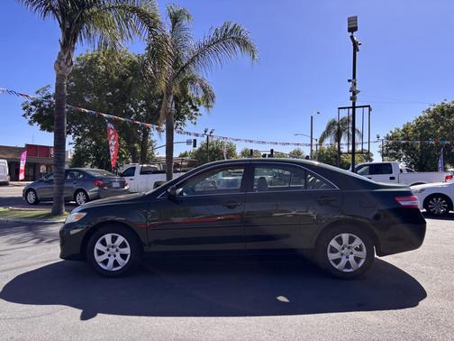 Green 2010 Toyota Camry LE