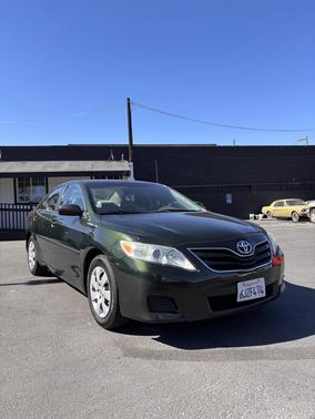 Green 2010 Toyota Camry LE