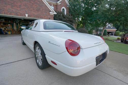2003 Ford Thunderbird Deluxe