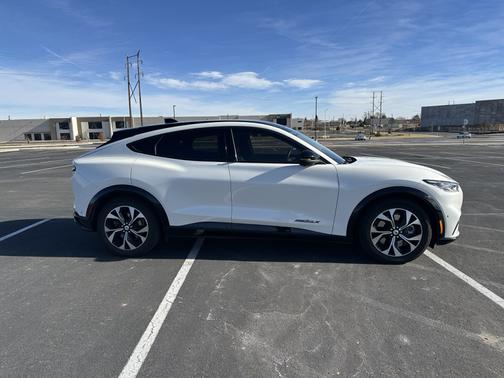 2021 Ford Mustang Mach-E Premium