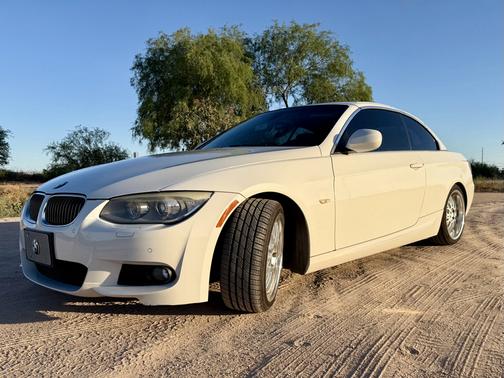 White 2013 BMW 335 i