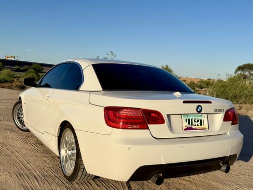 White 2013 BMW 335 i