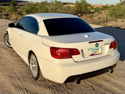 White 2013 BMW 335 i