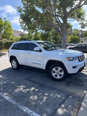 White 2017 Jeep Grand Cherokee Laredo