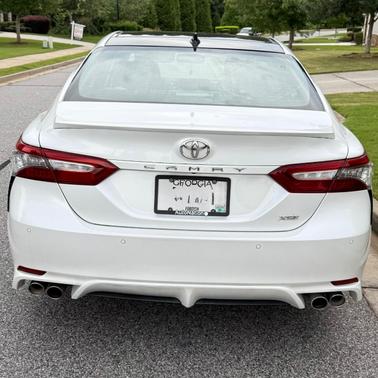White 2018 Toyota Camry XSE