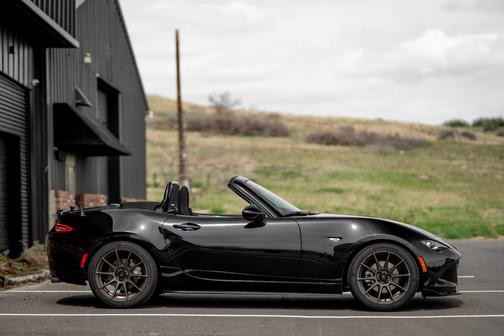 2024 Mazda MX-5 Miata Club
