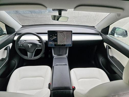 Gray 2021 Tesla Model Y Long Range