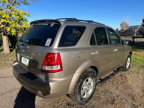 2006 Kia Sorento LX