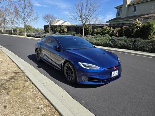 2016 Tesla Model S 75