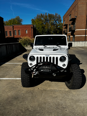 White 2015 Jeep Wrangler Unlimited Rubicon