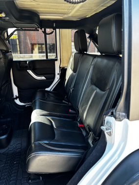 White 2015 Jeep Wrangler Unlimited Rubicon