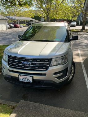 Gray 2016 Ford Explorer Base