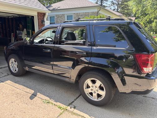 2006 Jeep Grand Cherokee Laredo