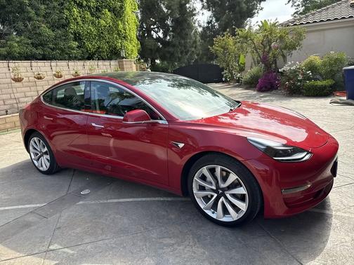 2019 Tesla Model 3 Long Range