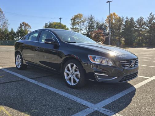 2016 Volvo S60 T5 Drive-E Premier