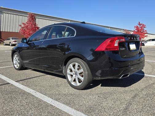 2016 Volvo S60 T5 Drive-E Premier
