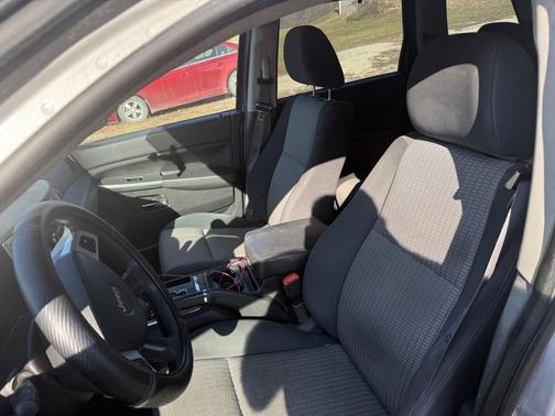 2010 Jeep Grand Cherokee Laredo