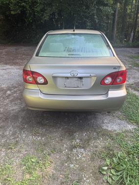 2005 Toyota Corolla LE
