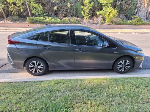 2018 Toyota Prius Prime Plus