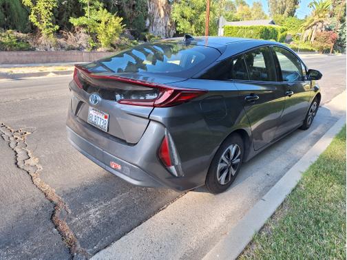 2018 Toyota Prius Prime Plus