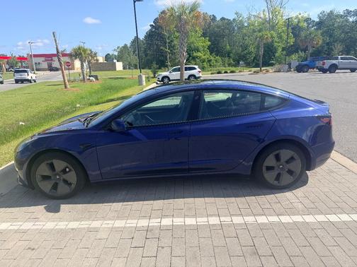 Blue 2023 Tesla Model 3 Base