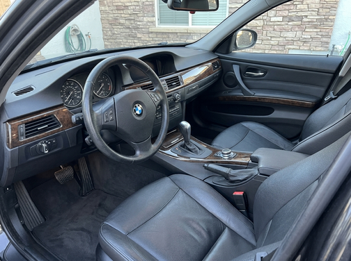 Black 2010 BMW 328 i