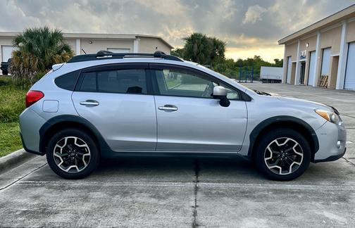 Silver 2014 Subaru XV Crosstrek 2.0i Premium