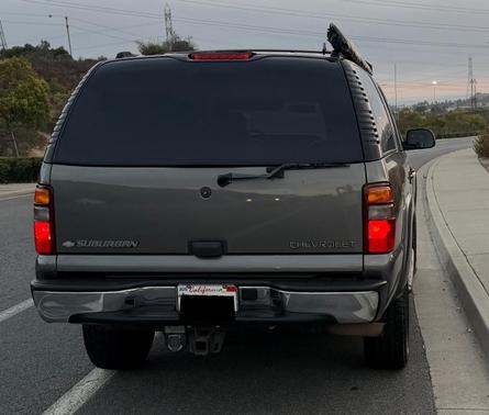 Gray 2002 Chevrolet Suburban 2500 LS