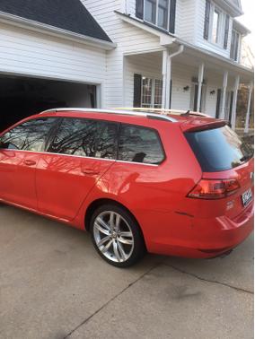 2015 Volkswagen Golf SportWagen TDI SEL 4-Door