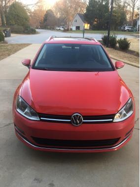 2015 Volkswagen Golf SportWagen TDI SEL 4-Door