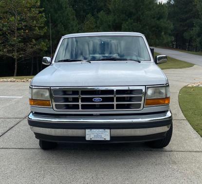 Silver 1993 Ford F-150 XL SuperCab