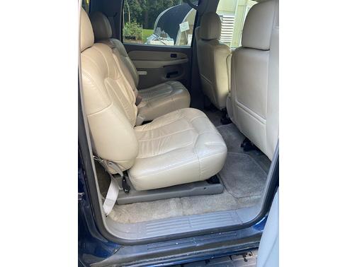2002 Chevrolet Suburban 1500 LT