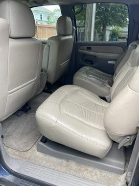 2002 Chevrolet Suburban 1500 LT