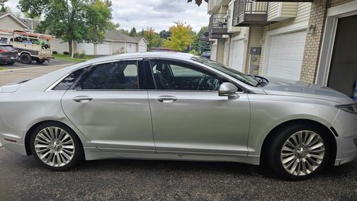 2014 Lincoln MKZ Base