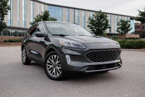 2020 Ford Escape Titanium