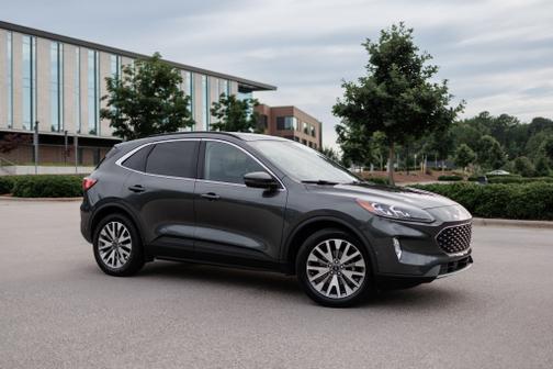 2020 Ford Escape Titanium